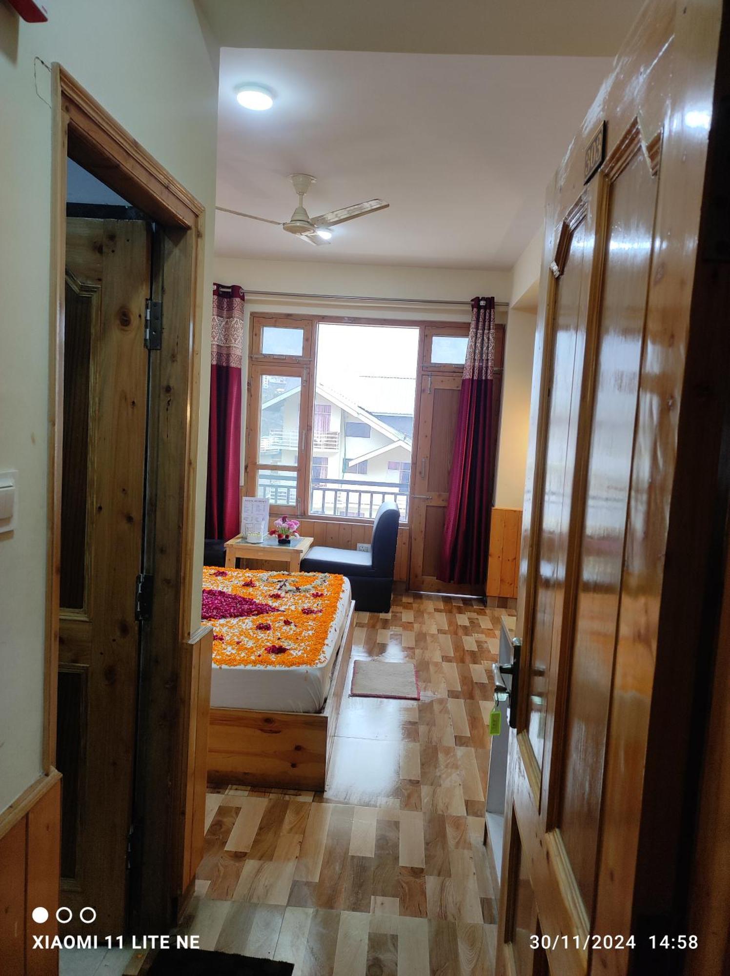 Hotel Anchal Residency Unit Of Best Quality Trip Pvt Manāli Exterior foto